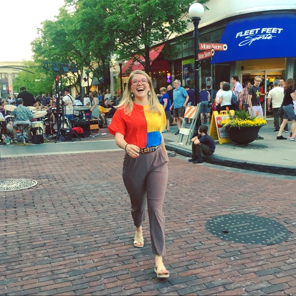 Meet your Posher, April - Picture 6 of 8